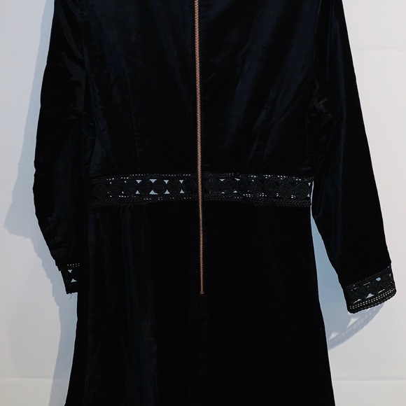 Ted Baker of London Lullita Geo Lace Black Dress - Picture 4 of 8